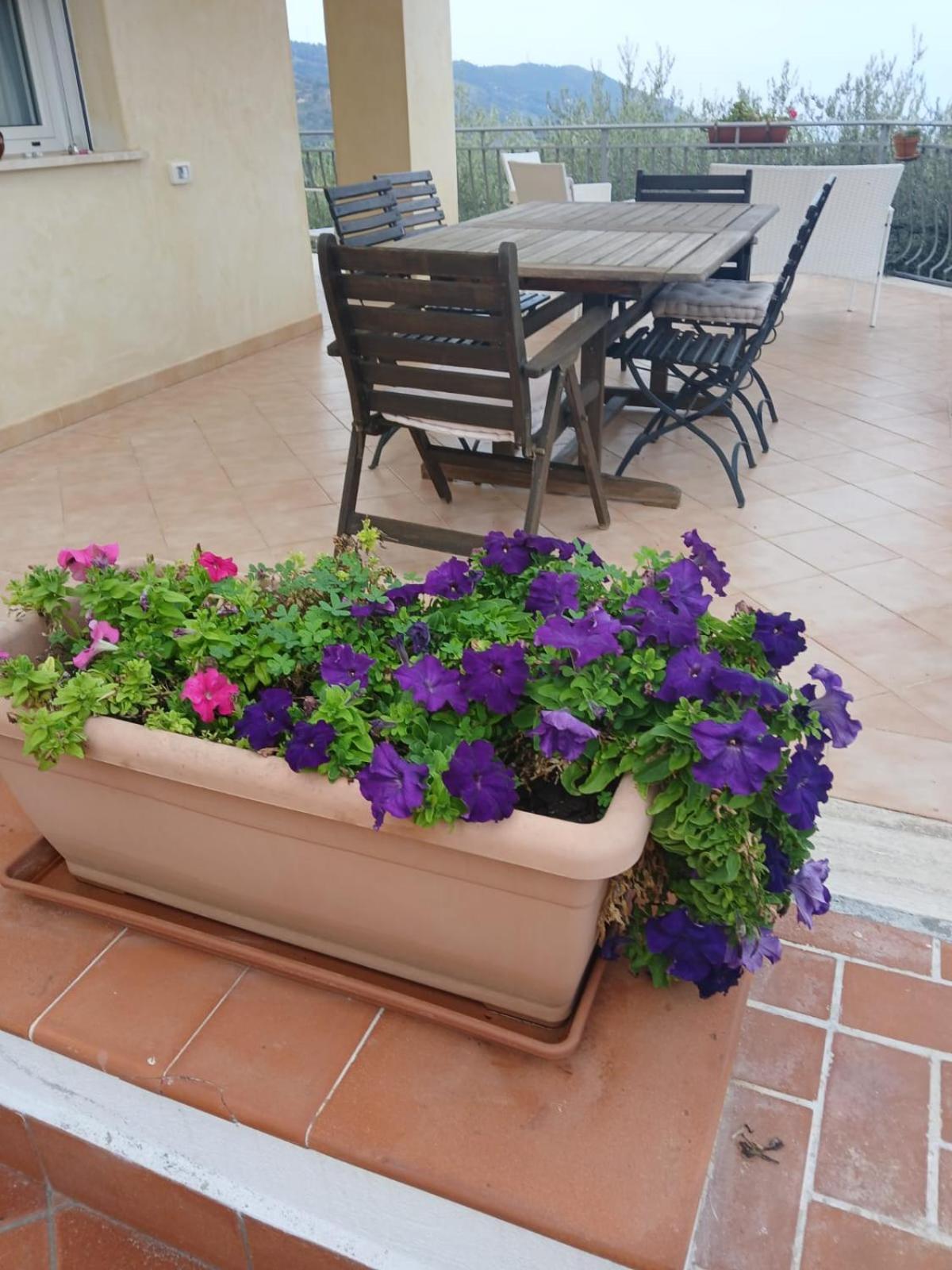 Hotel Borgo Vignale à Santuario di Gibilmanna Extérieur photo