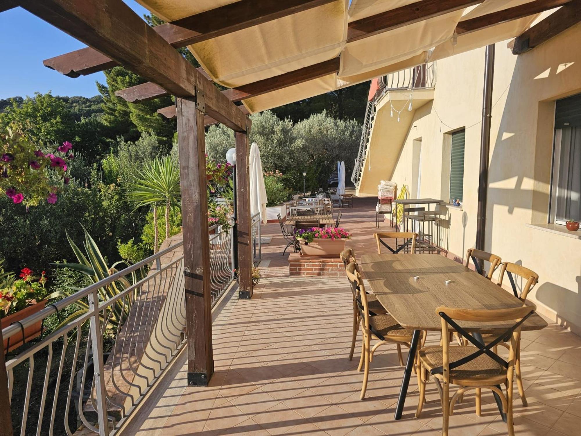 Hotel Borgo Vignale à Santuario di Gibilmanna Extérieur photo